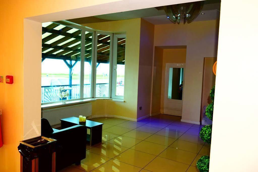 Skye Oceans Hotel Blackpool Dış mekan fotoğraf